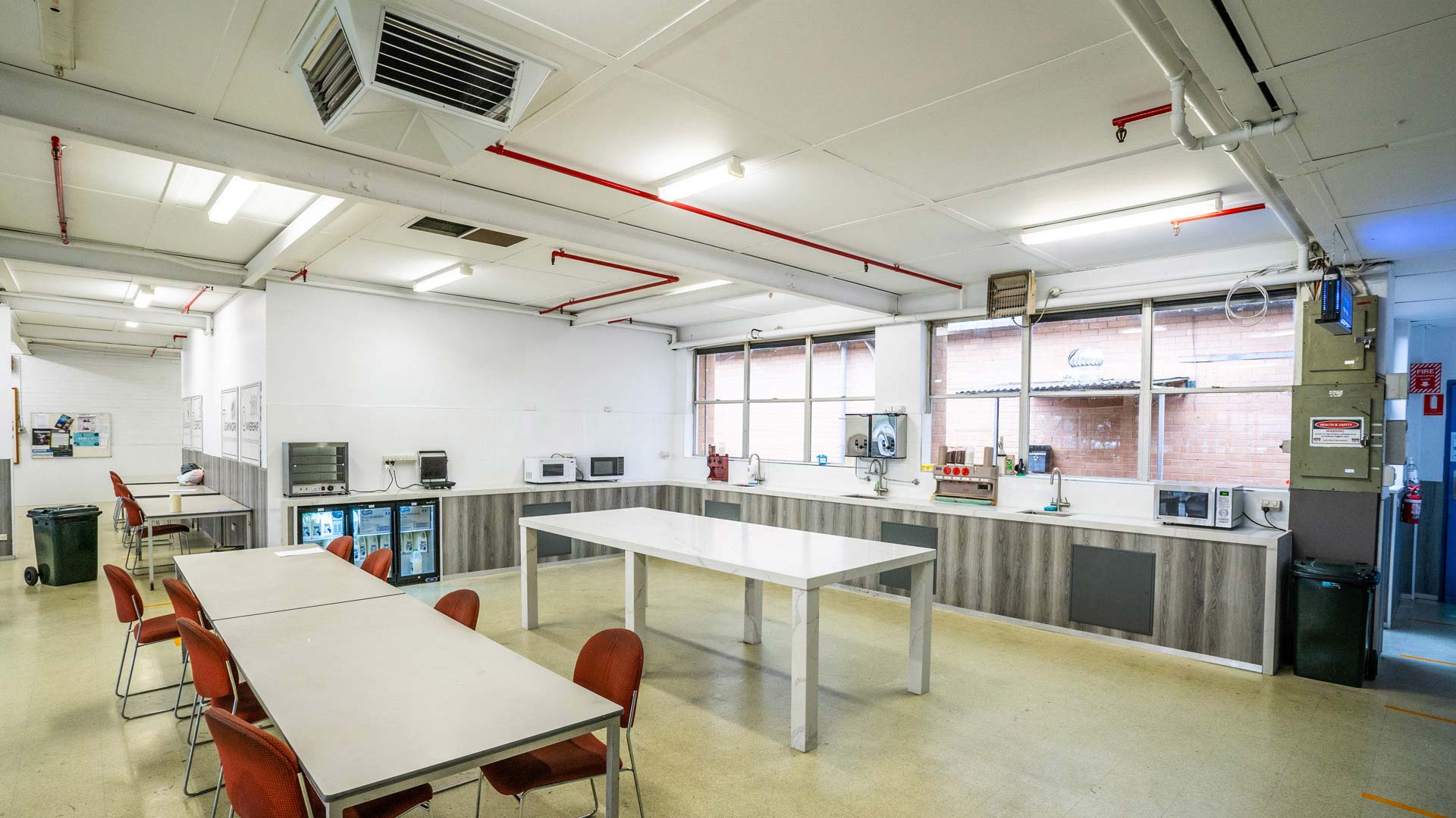 Abbe Corrugated – Canteen - Project Image 1