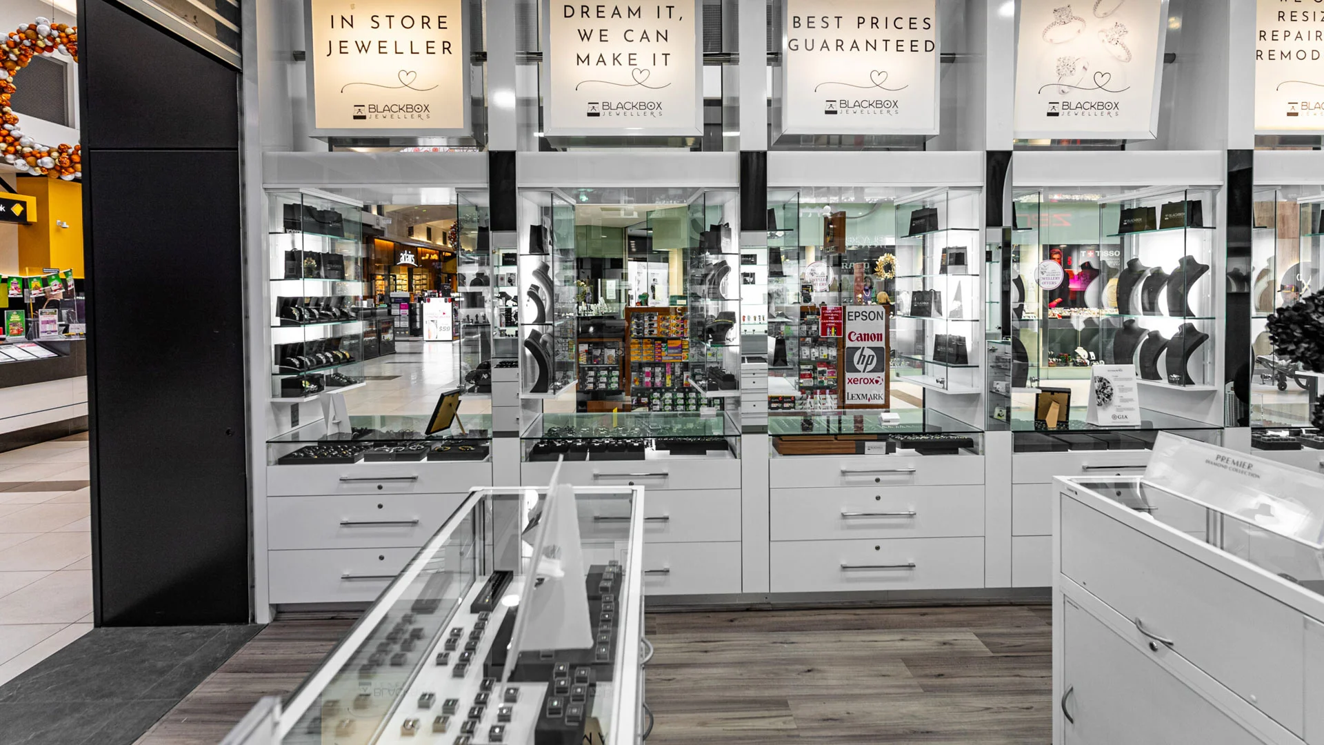 BlackBox Jewellers - Project Image 8